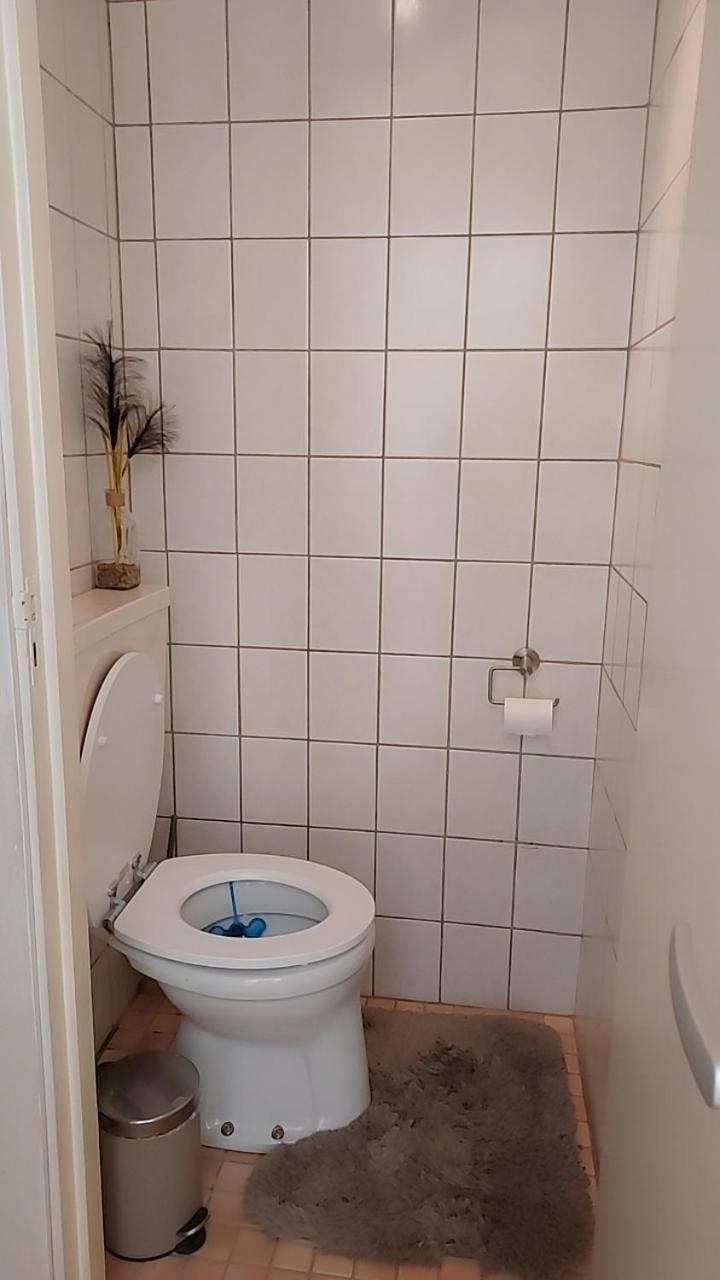 Cozy Room In Host House Near Rotterdam Maassluis Exterior photo